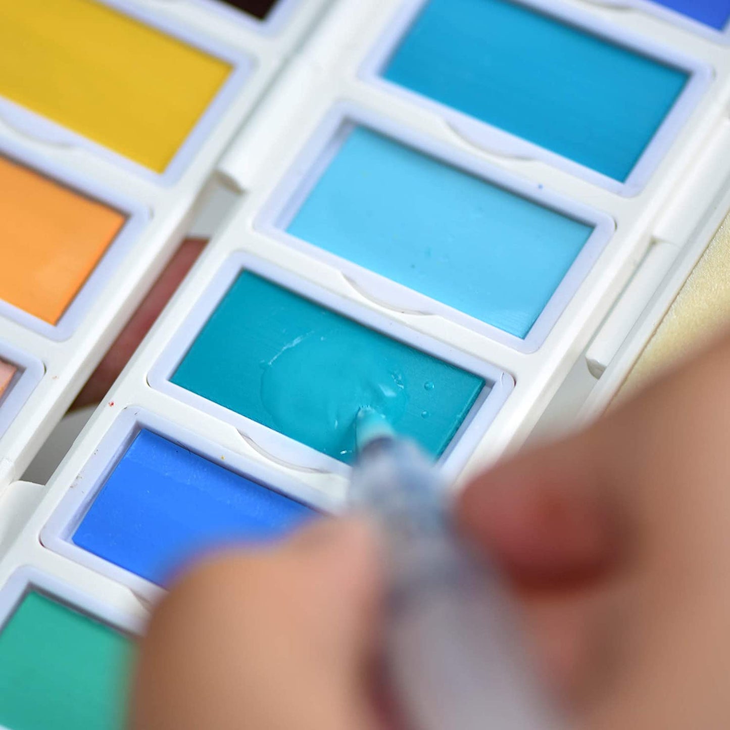 Watercolour Paint Travel Set - 58 Colours + 2 Aqua Brushes